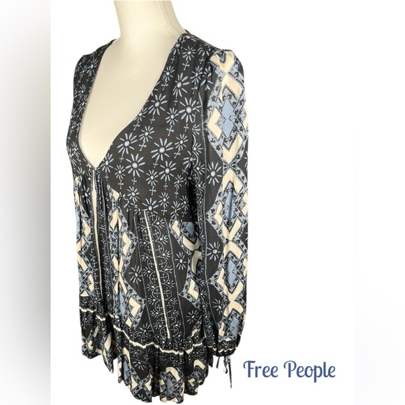 Free People | Down By The Bay Dress in Black Print - Picture 4 of 9